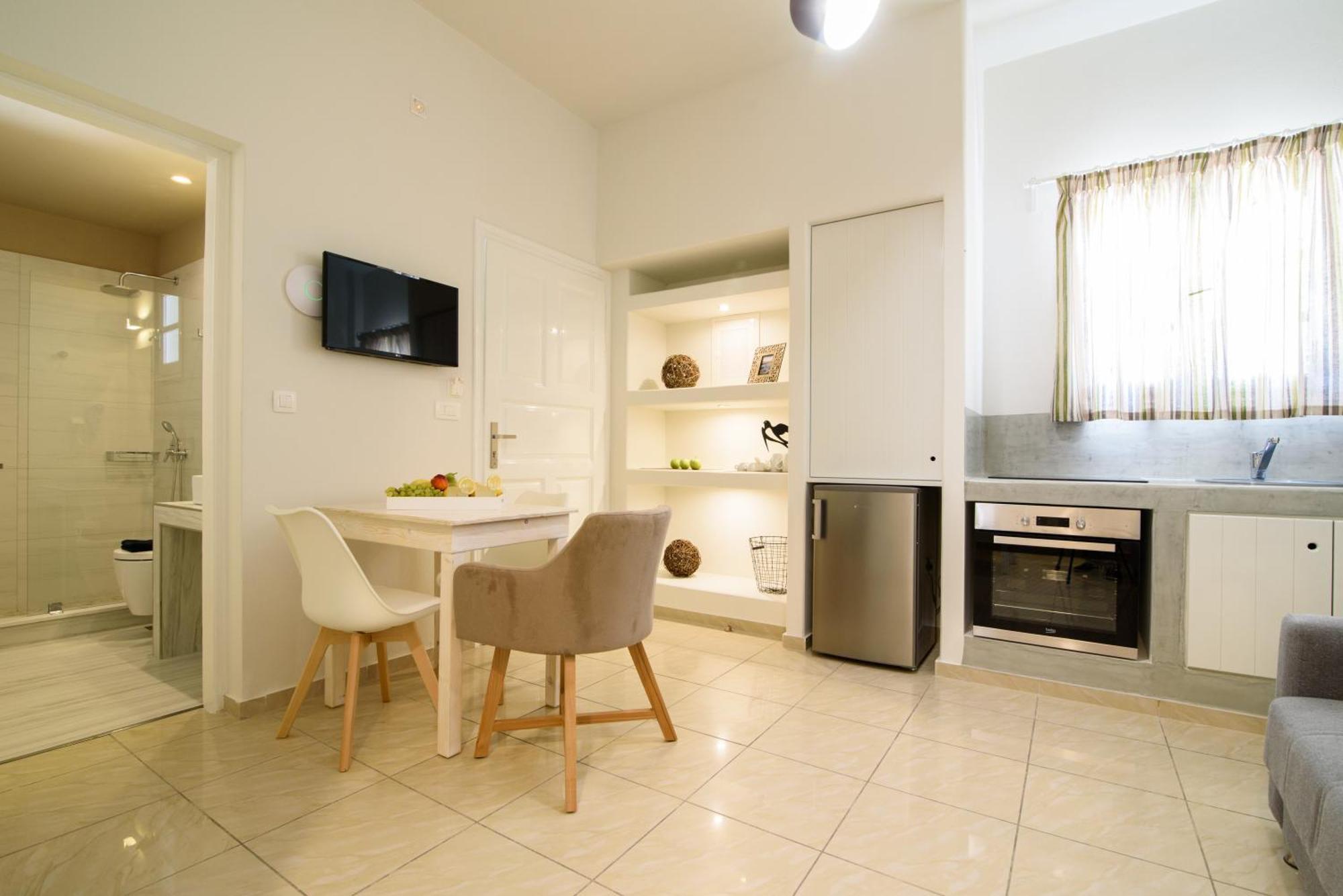 De_Naxia Suites Perissa  Cameră foto