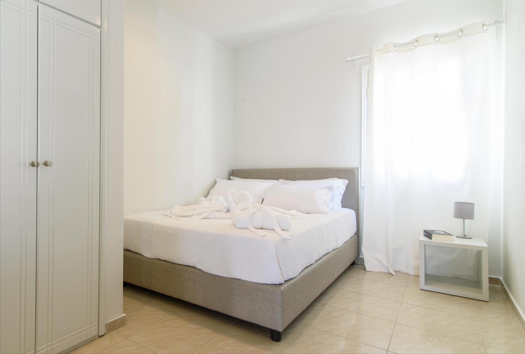 De_Naxia Suites Perissa  Cameră foto